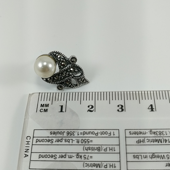 ๐จ๐ฆ 1997 Marcasite Sterling Glass Pearl - Picture 3 of 4